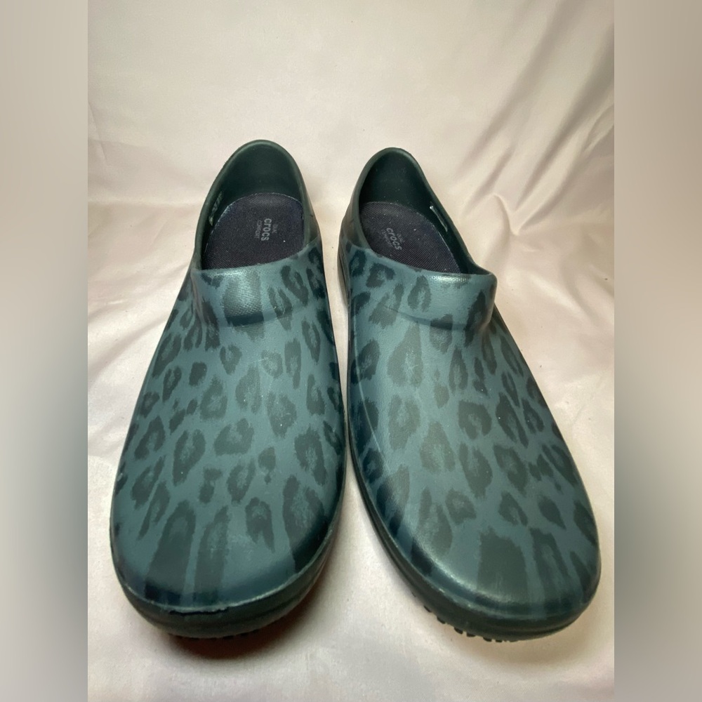 Women's Crocs Neria Pro II Graphic Work Clogs with a leopard print size 6